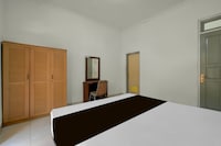 Hotel O near Jakarta International Velodrome formerly Wisma Lamida