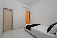 Hotel O near Jakarta International Velodrome formerly Wisma Lamida