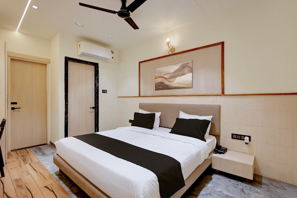 Hotel O Mountree , Hamidia Road Bhopal, Bhopal