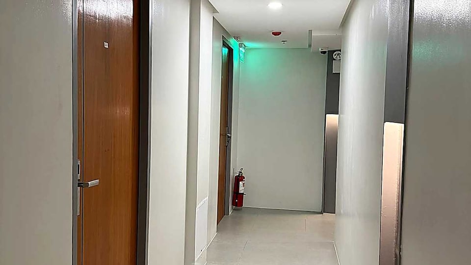 Townhouse Oak Nexgen Apartments & Hotel, Makati Manila, Makati City