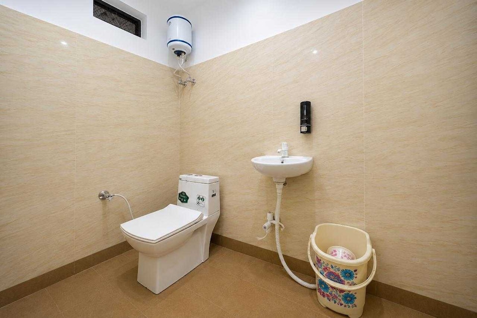SPOT ON Devansh Hotel , Meerut, Meerut