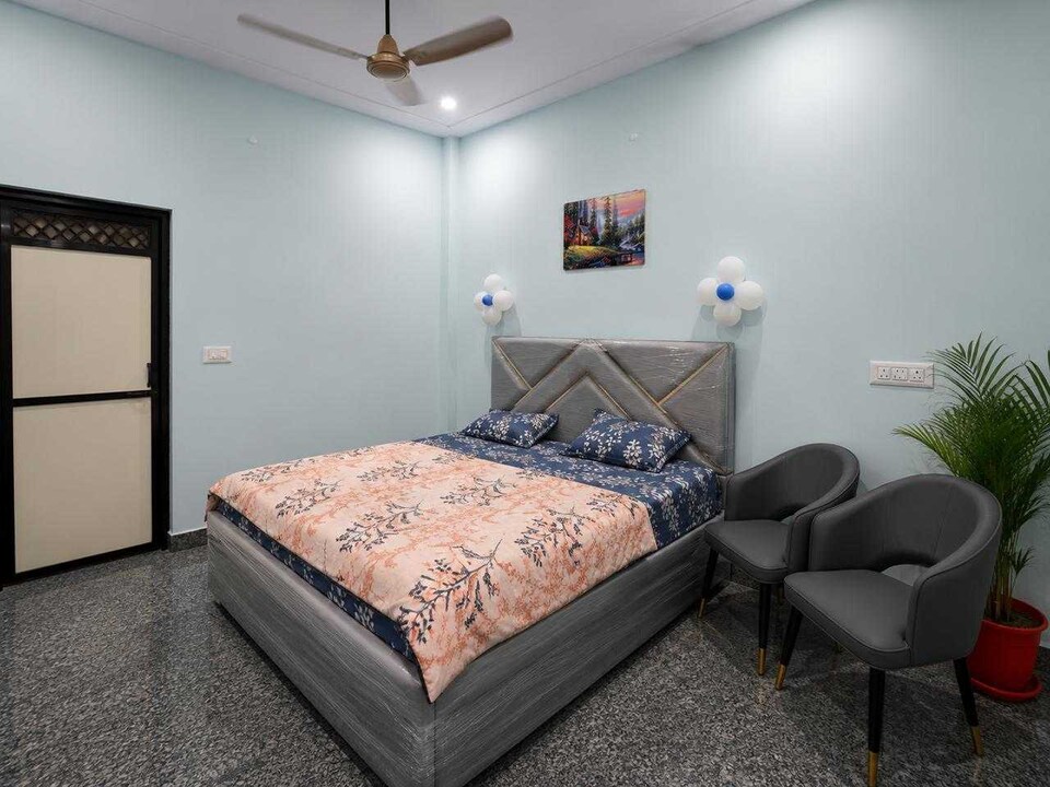 SPOT ON Devansh Hotel , Meerut, Meerut