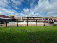 Express Inn & Suites Greensville TX