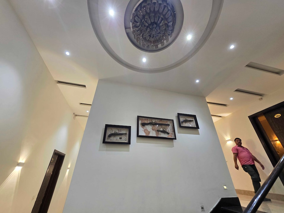 Hotel O cloud 9, Golden Temple Road Amritsar, Amritsar