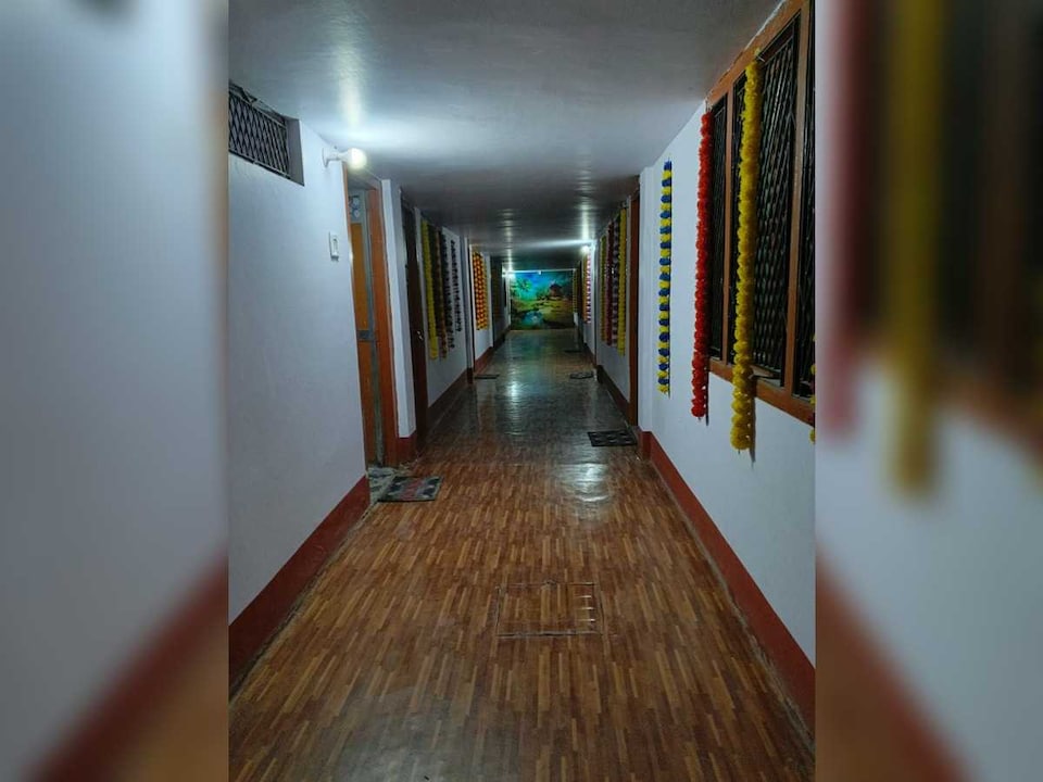 Hotel O Pathik Niwas Guest House, Gorakhpur, गोरखपुर