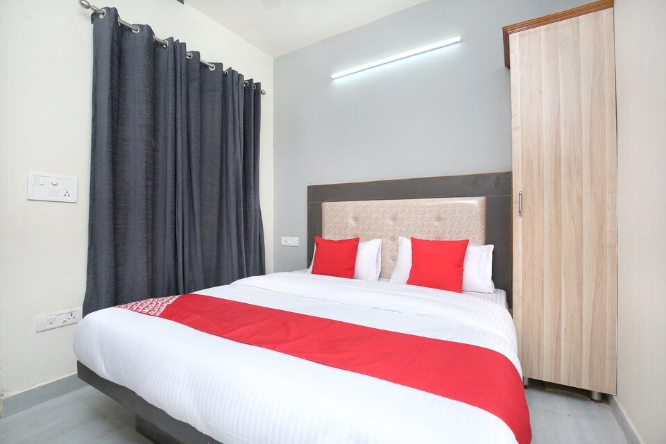 OYO 15143 Hotel Redstone, Mohali, Mohali