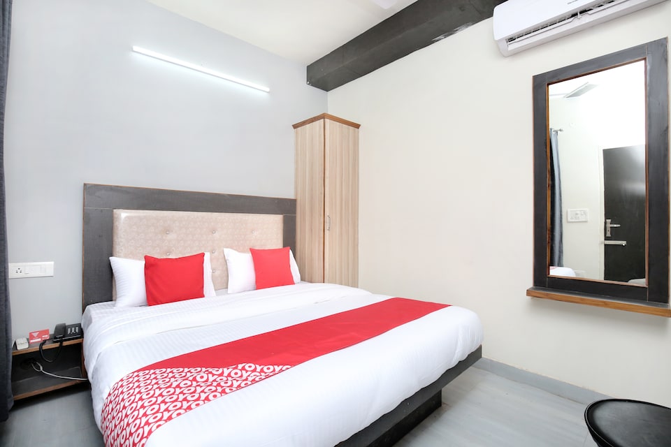 OYO 15143 Hotel Redstone, Mohali, Mohali