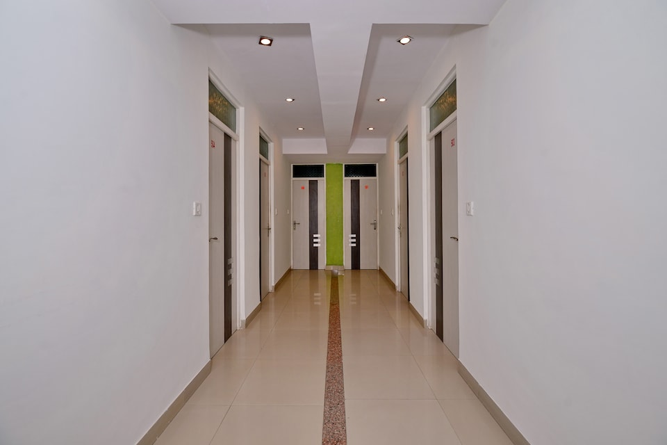 OYO 15164 Hotel Shree Radhey, Jodhpur North, Jodhpur