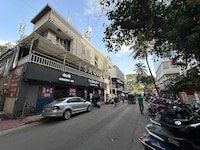  Hotel Samrat