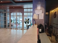  Hotel Samrat