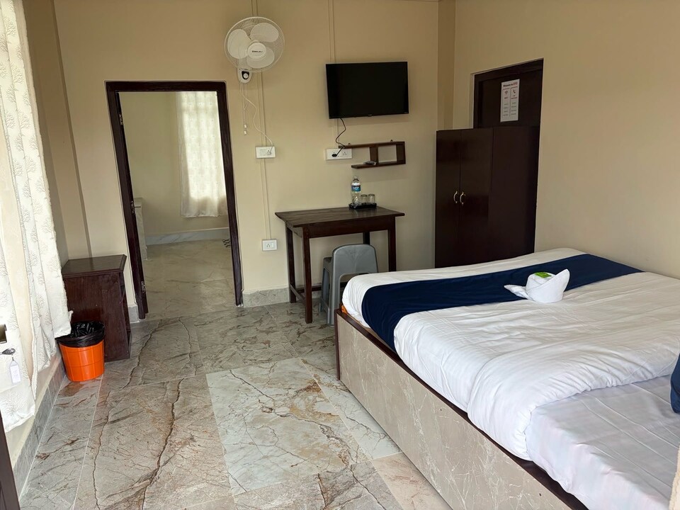 OYO Lum Bangla Guest House, Shillong, Shillong