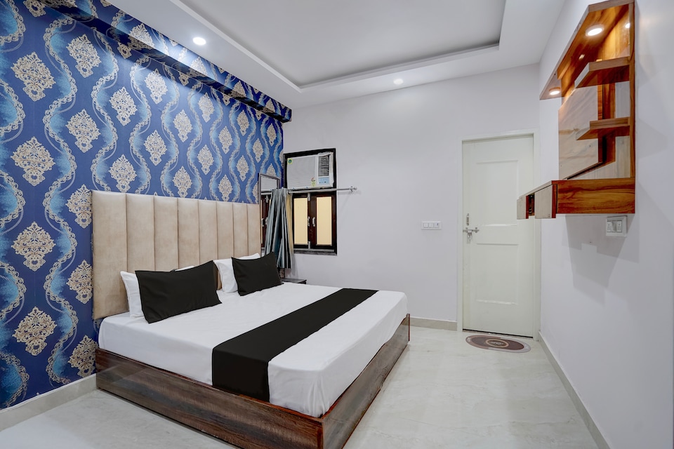 Hotel O Rooftop Inn , Okhla Jasola Delhi, Delhi