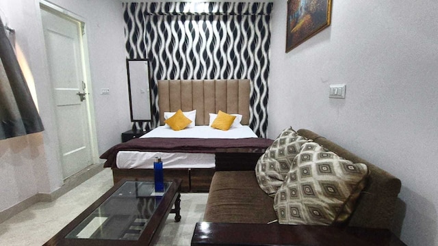 Hotel O Rooftop Inn 