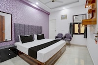 Hotel O Rooftop Inn 