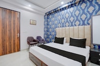 Hotel O Rooftop Inn 