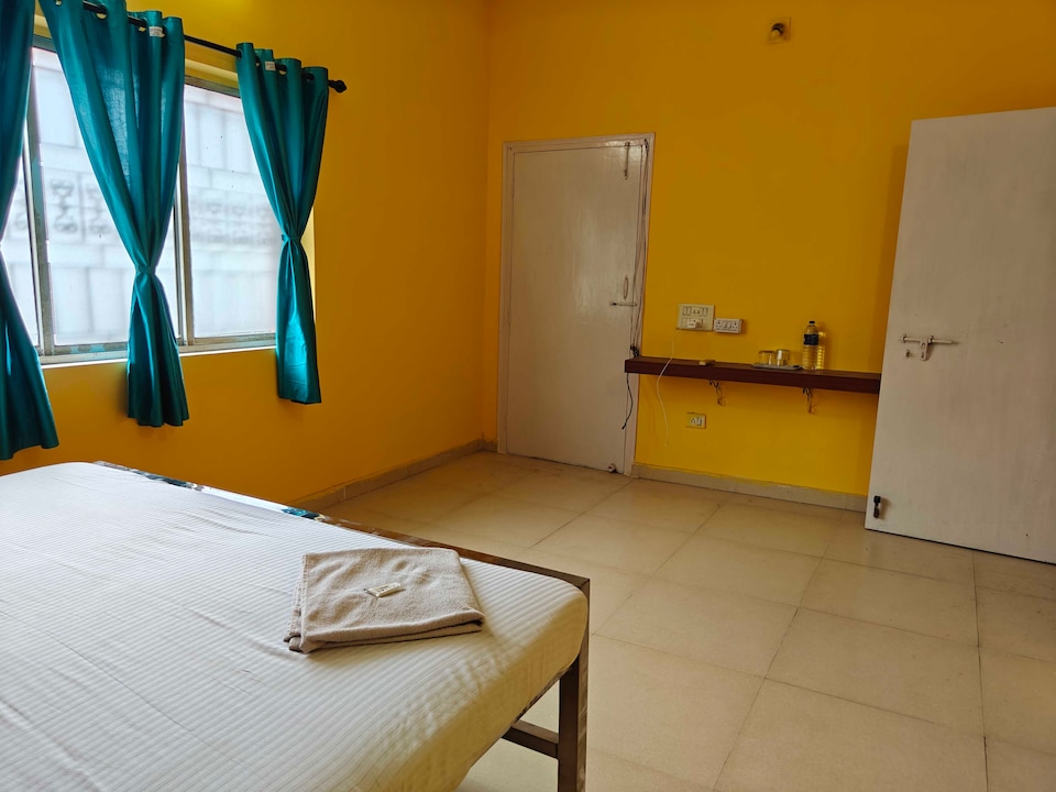 Hotel O Sashi Residency , Salt Lake Kolkata, Kolkata