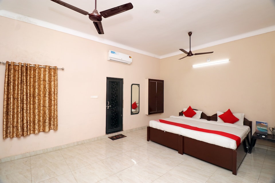 Flagship Chandra Prabha Guest House, Sigra, Varanasi