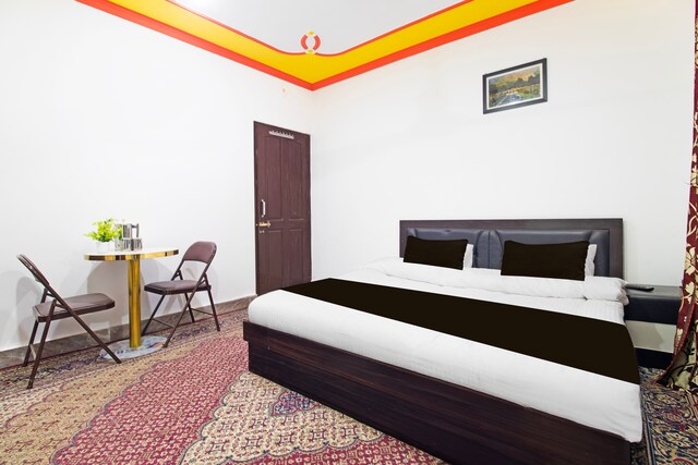 Townhouse Railway Road Srinagar Formerly Holiday Homes