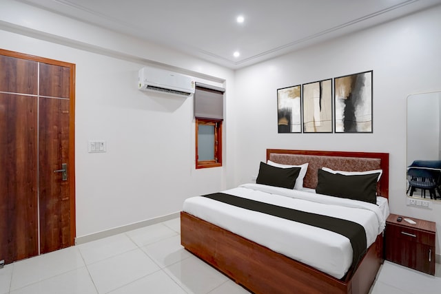 HOTEL O RED TREE