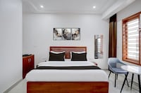 HOTEL O RED TREE
