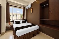 Hotel O Kahilipara Guwahati Formerly Nirvis Grand