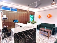 Hotel O Royal Recidency 