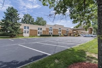 OYO Greenridge Hotel