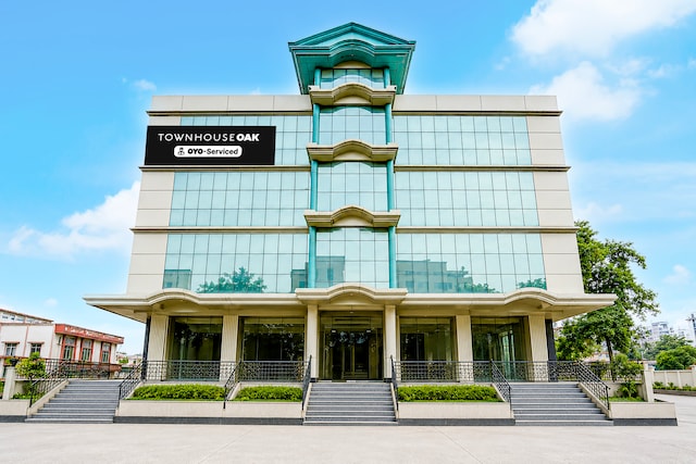Townhouse Oak Prayagraj Bus Terminal Road