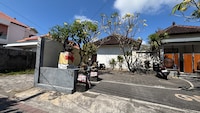 Collection O near Pantai Nusadua formerly Palm Bamboo Hotel