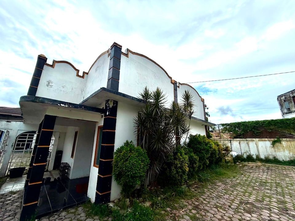 Hotel O near Masjid Raya Baiturahman formerly Rumoh Piyoh, Banda Aceh, Banda Aceh