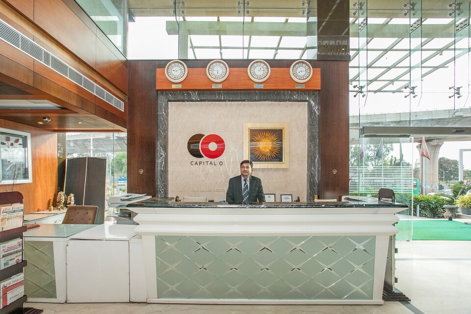 Capital O 15186 Sahar Pavillion, Hosur Road Bangalore, Bangalore