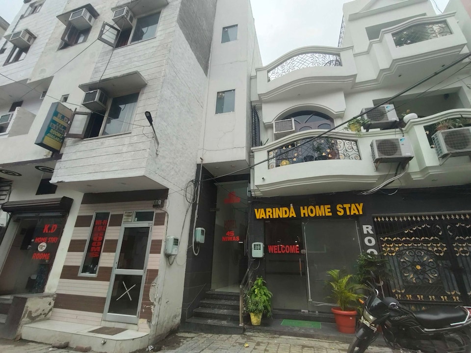 Hotel O 4s niwas, Golden Temple Road Amritsar, Amritsar