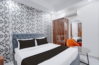 Hotel Aroha A Corporate Suites Near Botanical Garden Metro Station