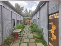 Spot On Dagdi Chal Lodging