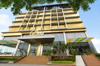 Sunday- Johor Bahru Near Mid Valley Southkey Formally Lace Boutique