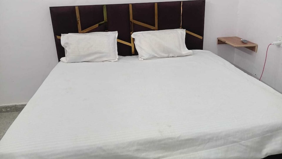  SPOT ON O The King Heaven Hotel, Farrukhabad, Farrukhabad