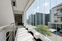 Hotel O near Ciputra Hospital formerly Veloura Living Citraland