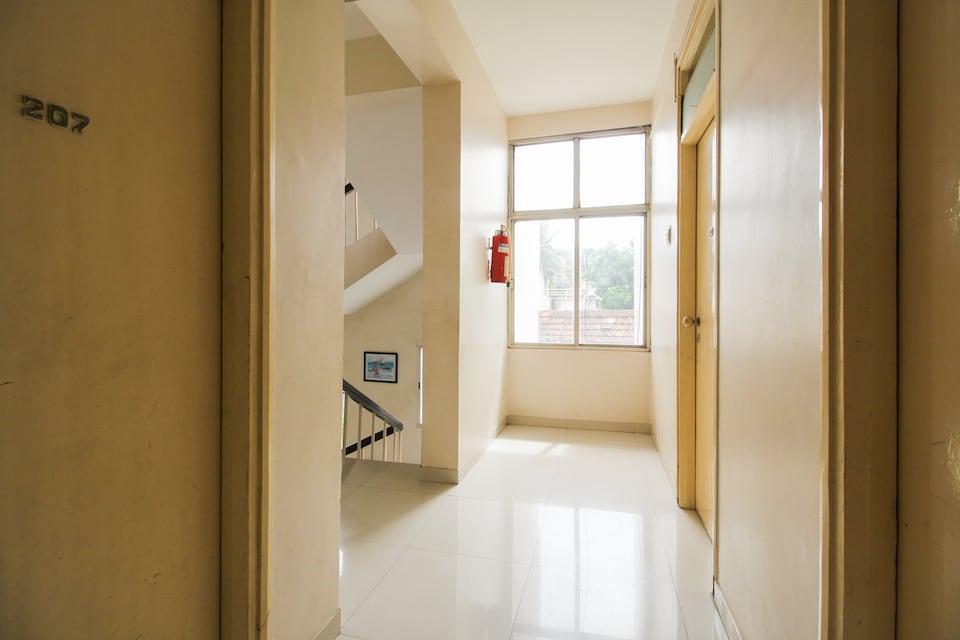 OYO 15198 Hotel Ranjeet, Kolhapur, Kolhapur