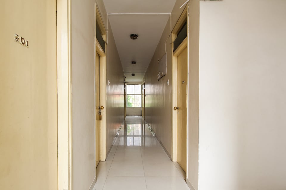 OYO 15198 Hotel Ranjeet, Kolhapur, Kolhapur