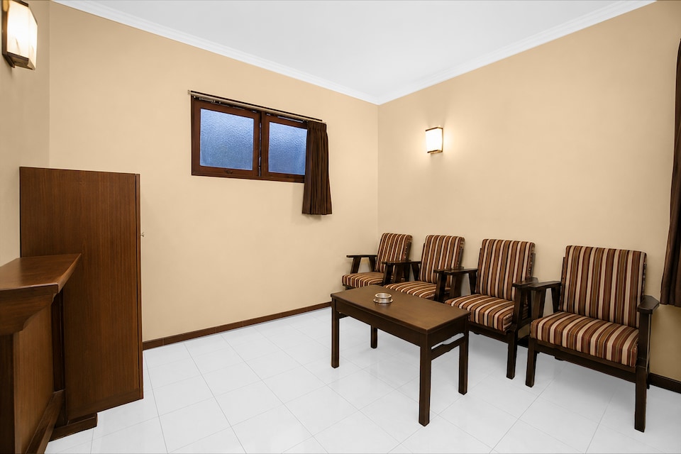Townhouse Oak Hotel Lestari, Kabupaten Jember, Kabupaten Jember