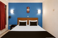 Townhouse Oak Hotel Lestari