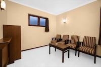 Townhouse Oak Hotel Lestari