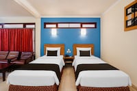 Townhouse Oak Hotel Lestari