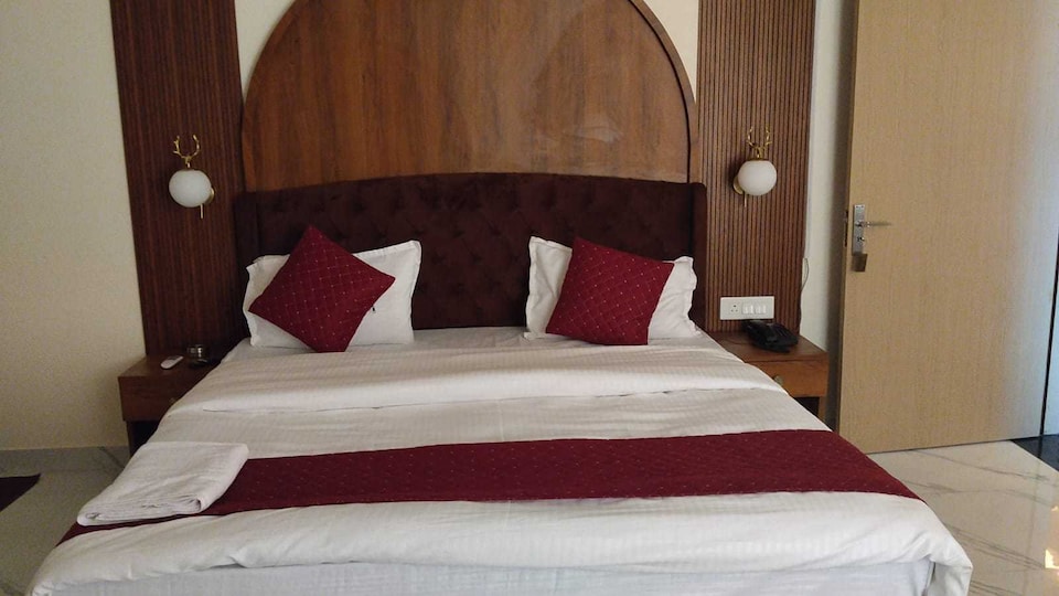 Hotel O Venus Inn Room And Banquet, Airport Lucknow, Lucknow