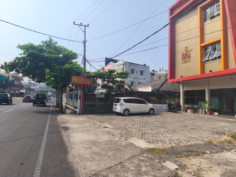 Collection O near Lampung City Mall formerly Royal Guesthouse, Bandar Lampung, Bandar Lampung