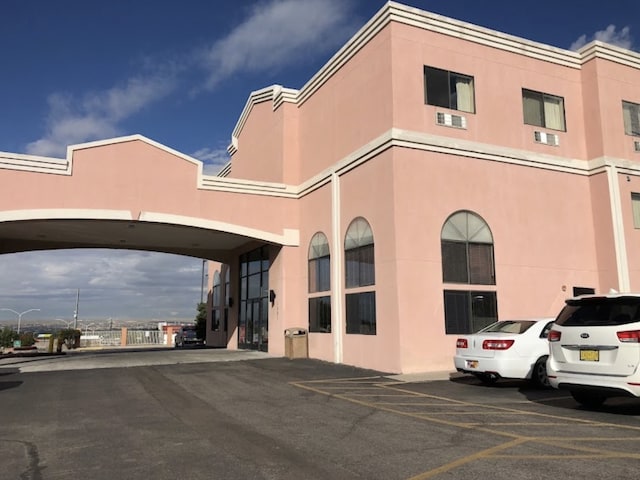 Sunport Suites near Albuquerque Airport I 25