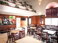 Sunport Suites near Albuquerque Airport I 25