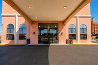 Sunport Suites near Albuquerque Airport I 25