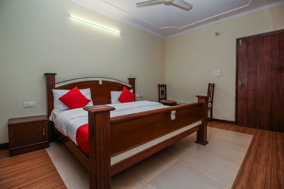 OYO 15214 Mahal Rajwada Resort, Vaishali Nagar Jaipur, Jaipur