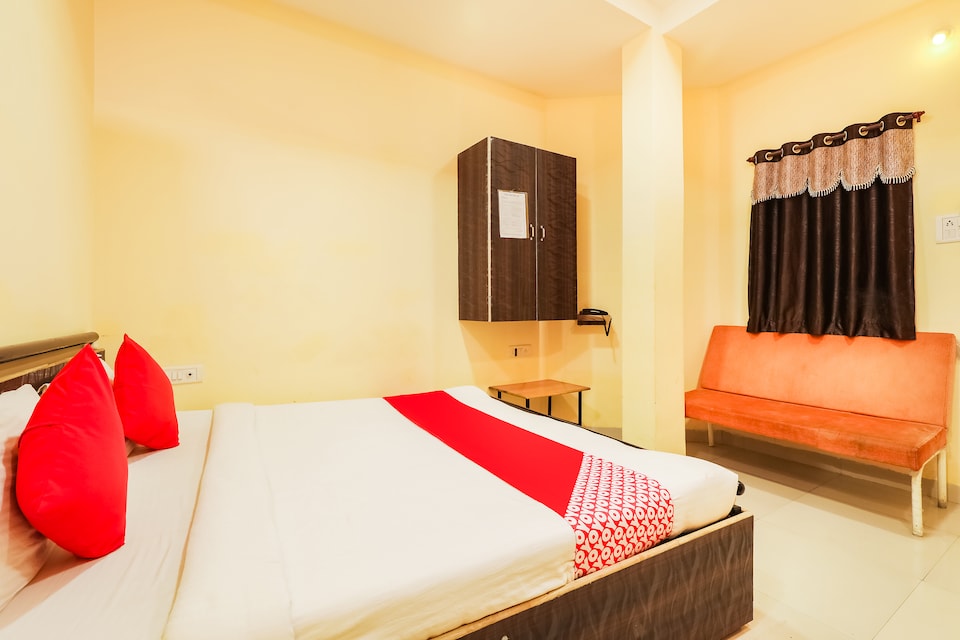 OYO 15217 Shree Gopal Heritage, Mahakal Temple 1, Ujjain